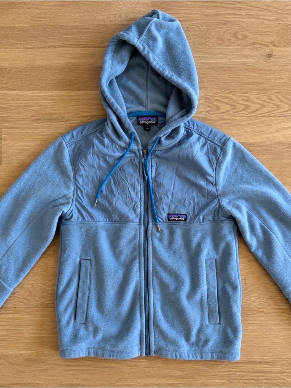 Patagonia Womens Light Blue / Plume Grey Microdini Hooded Fleece Jacket